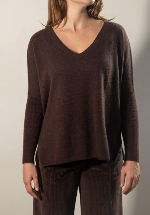 Rose & Lini ABSOLUT CASHMERE “PONCHO CAMILLE” BROWNIE