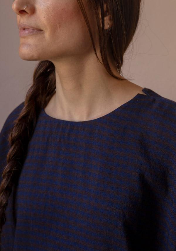 Rose & Lini AODRESS WOOL “BLOUSE 1” DARK BROWN