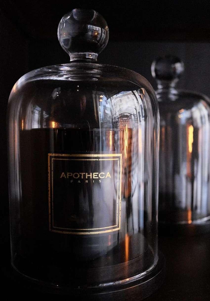 Rose & Lini APOTHECA PARIS “AMARE” CANDLE