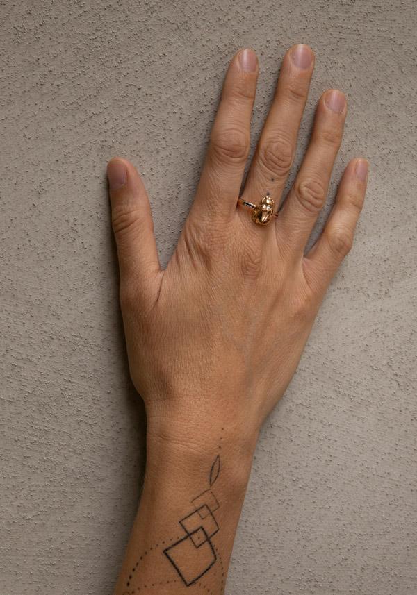 Rose & Lini CATHERINE MICHIELS “SCARAB 2015” GOLD RING