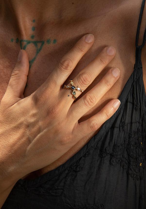 Rose & Lini DORETTE “BAGUE CROISÉE” GOLD RING