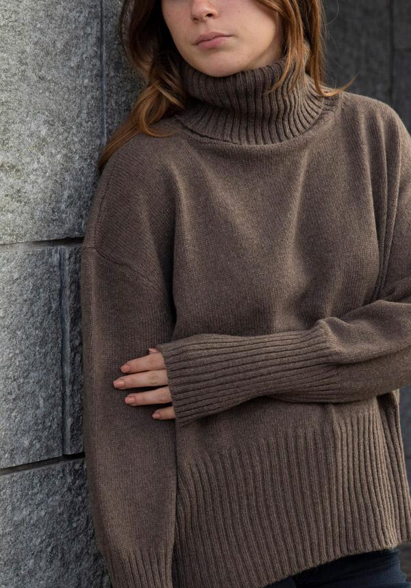 Rose & Lini FRIDA ZAZOU CASHMERE “DANTE” TEAK SWEATER