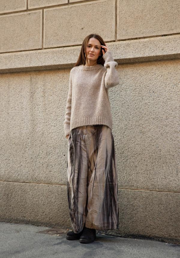 Rose & Lini GILDA MIDANI COTTON “EGG PANTS” TAUPE