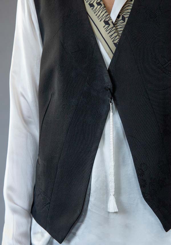 Rose & Lini IBRIGU SILK “GILET 011K” BLACK & WHITE