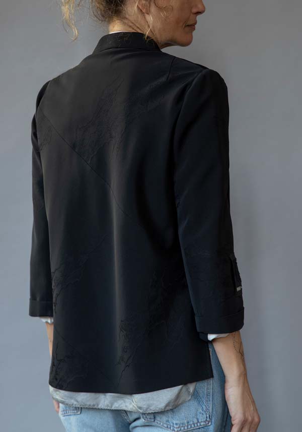 Rose & Lini IBRIGU SILK JACKET “INCROCIATA GJ42” BLACK