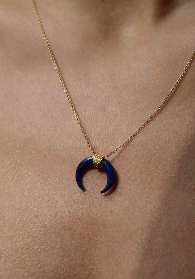 Rose & Lini JACQUIE AICHE BLUE HORN NECKLACE