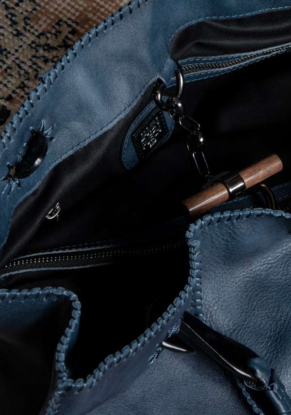 Rose & Lini JAMIN PUECH “JONU L” NAVY LEATHER BAG