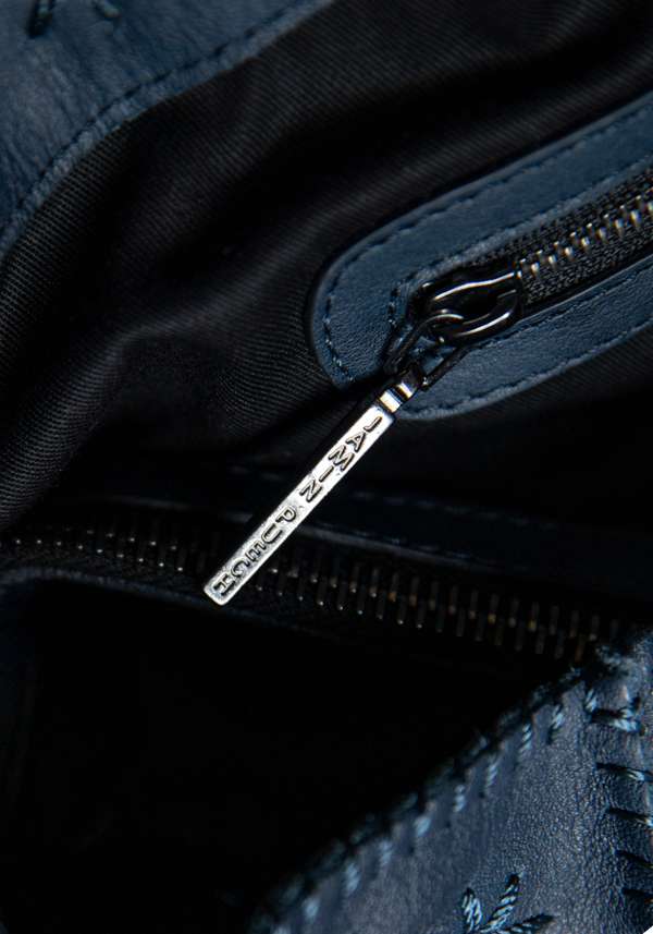 Rose & Lini JAMIN PUECH “JONU L” NAVY LEATHER BAG