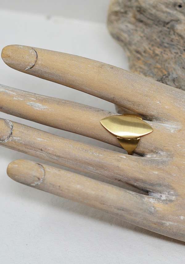 Rose & Lini MAITEA “MAYA” GOLD RING