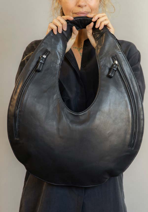 Rose & Lini MARIANA MENDEZ “BIVALDA” BLACK LEATHER BAG
