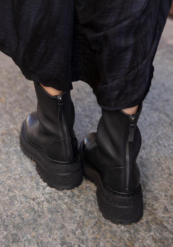 Rose & Lini MARSÈLL “CARRO” BLACK LEATHER ANKLE BOOTS