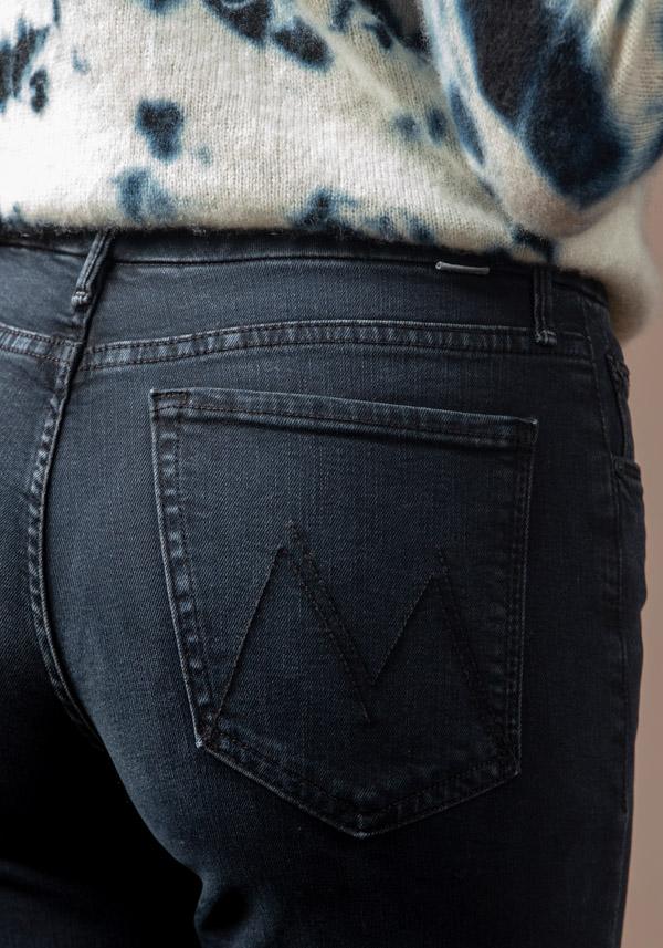 Rose & Lini MOTHER DENIM “THE ROLLER FRAY” NAVY JEANS