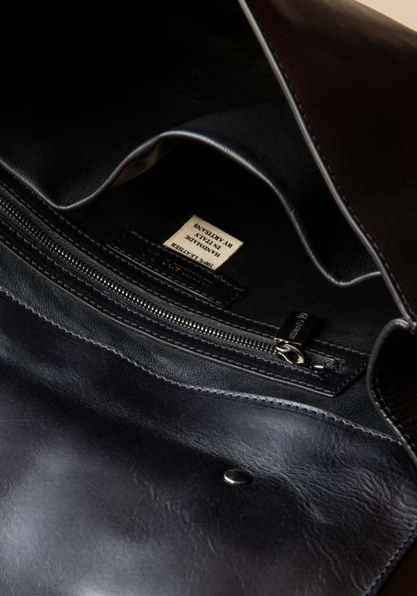 Rose & Lini NUMERO10 “MADEIRA” BLACK LEATHER BAG