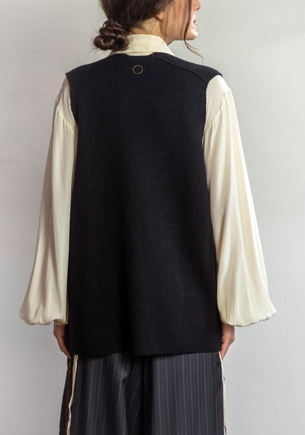 Rose & Lini OYUNA CASHMERE “JACKET MUNDAT” BLACK