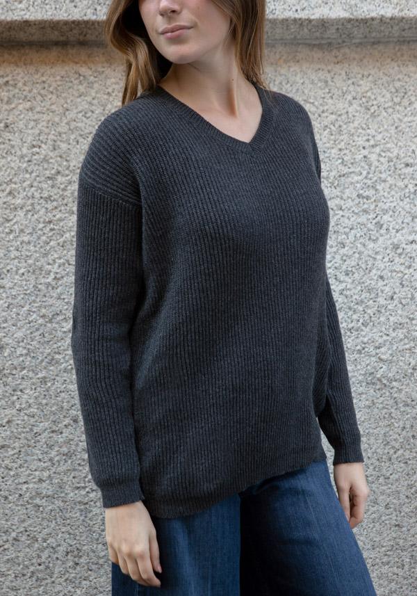 Rose & Lini PRIVATE 0204 CASHMERE “237” COAL SWEATER