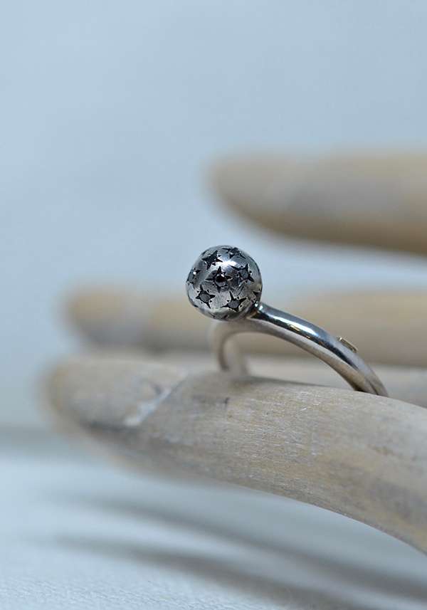 Rose & Lini ROSAMARIA SILVER AND DIAMOND “ALEPO” RING