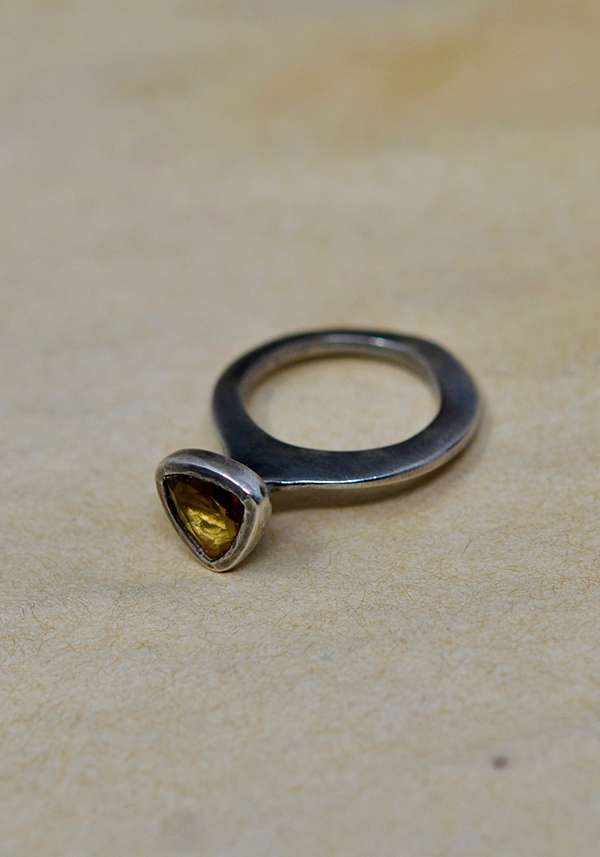 Rose & Lini ROSAMARIA SILVER AND QUARTZ “DEVINA” RING