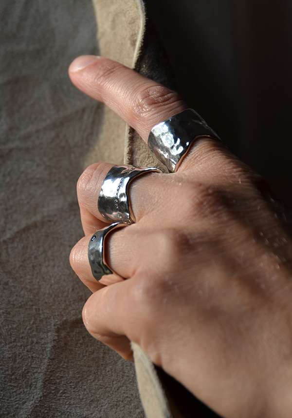 Rose & Lini ROSAMARIA SILVER “CAO” RING