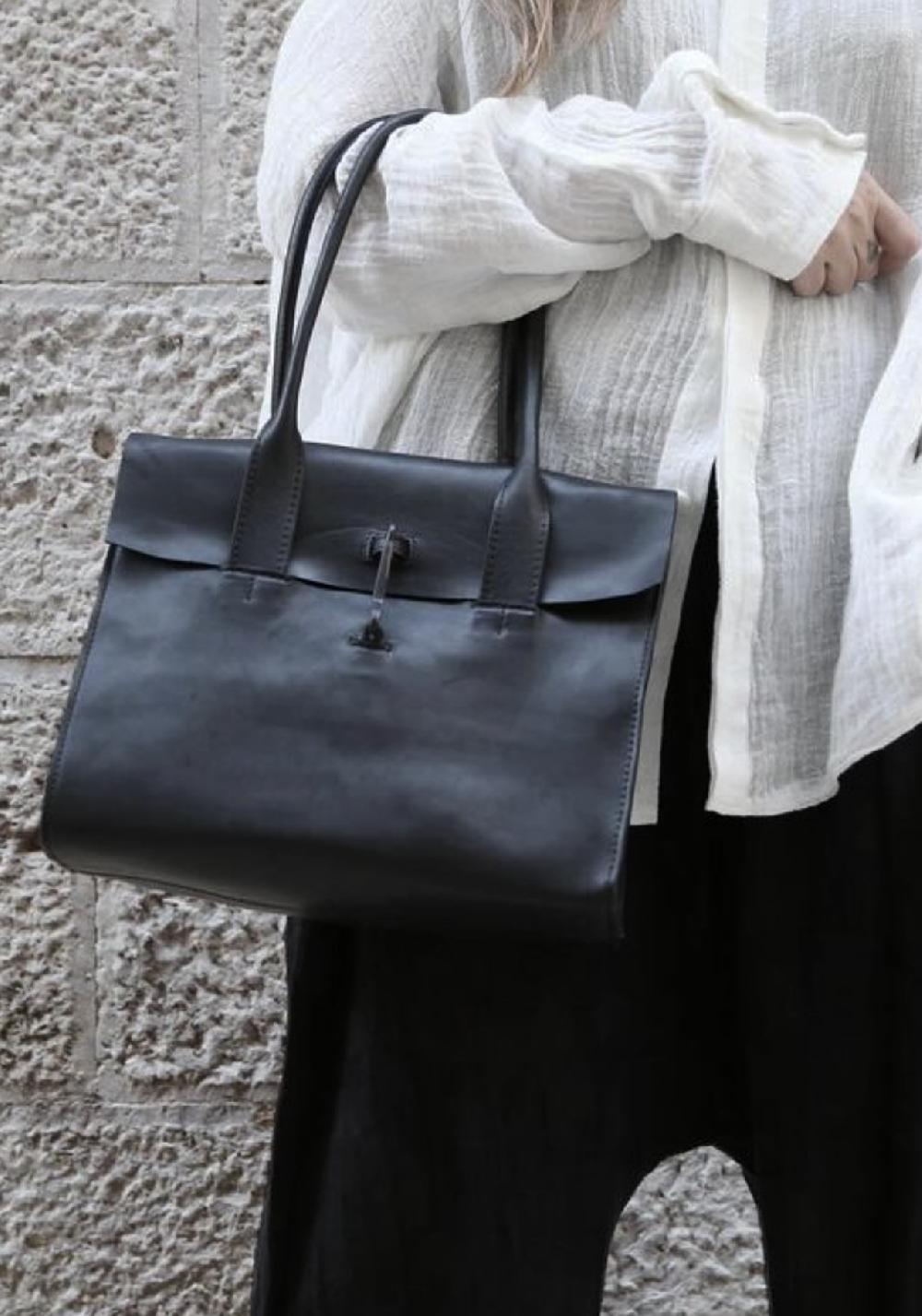 Rose & Lini TAGLIOVIVO BLACK LEATHER “DOCTOR M” BAG