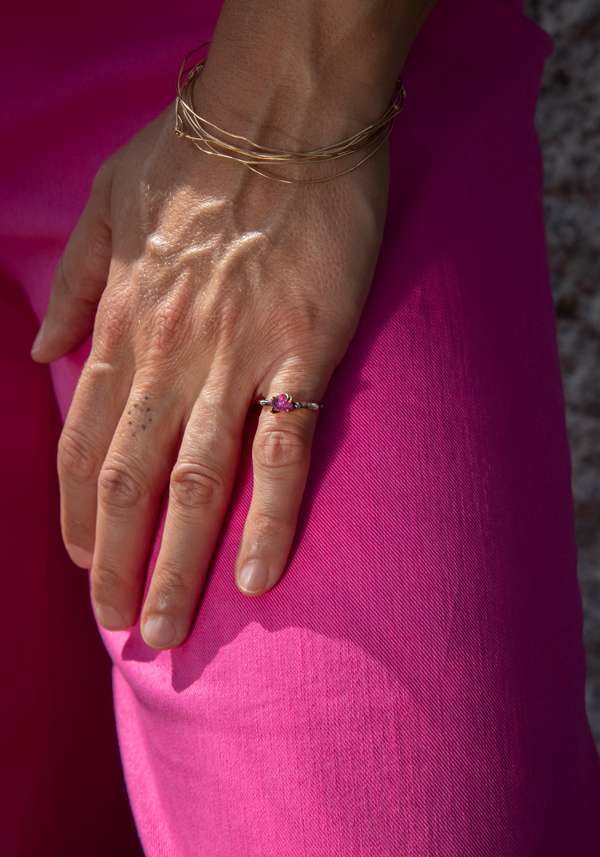 Rose & Lini VARIANCE OBJECTS “SMALL RUBY” GOLD RING