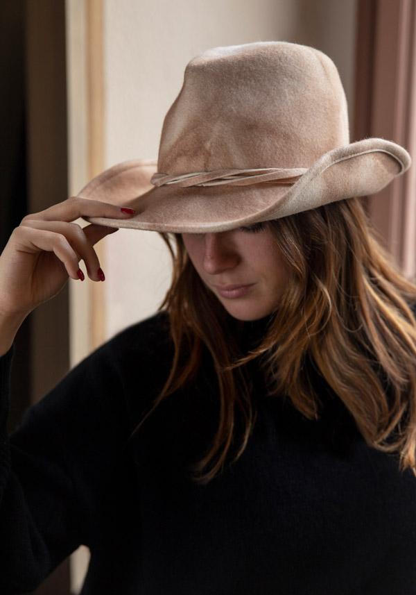 Rose & Lini YESEY “B MOUNTAIN” SAND FELTED HAT