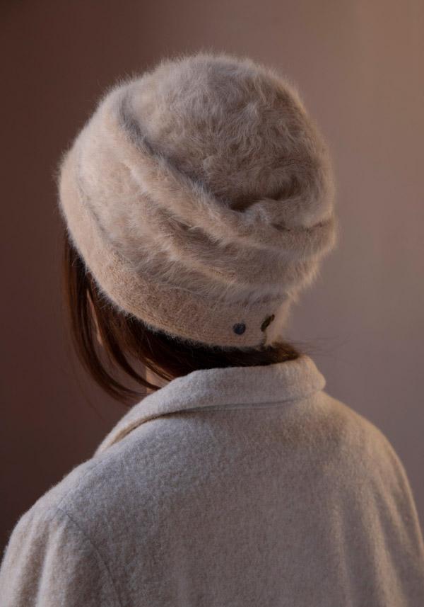 Rose & Lini YESEY “LACES” BEIGE ANGORA HAT