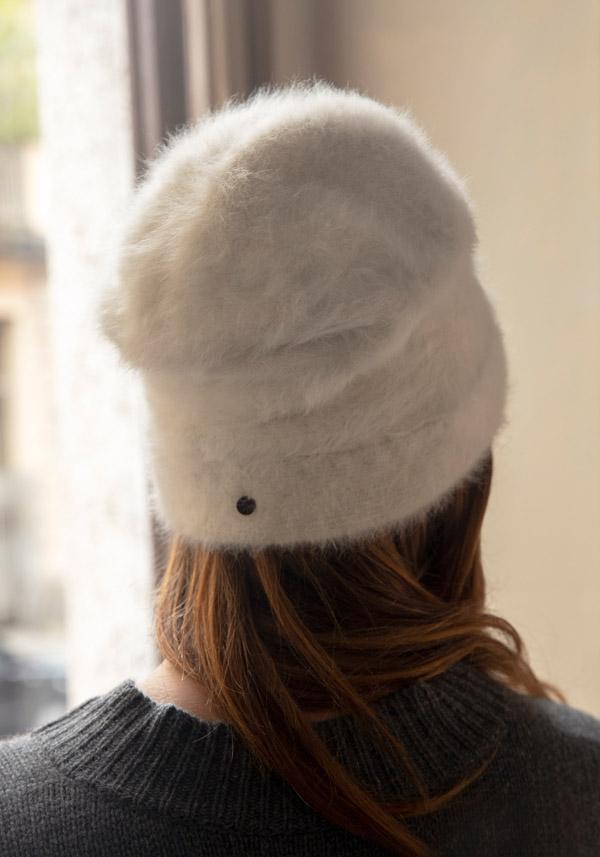 Rose & Lini YESEY “LACES” NATURAL ANGORA HAT