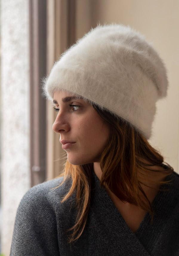 Rose & Lini YESEY “LACES” NATURAL ANGORA HAT