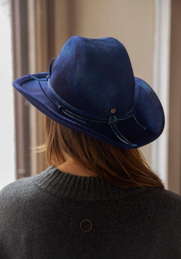 Rose & Lini YESEY “RAFFISH” BLUE FELTED HAT