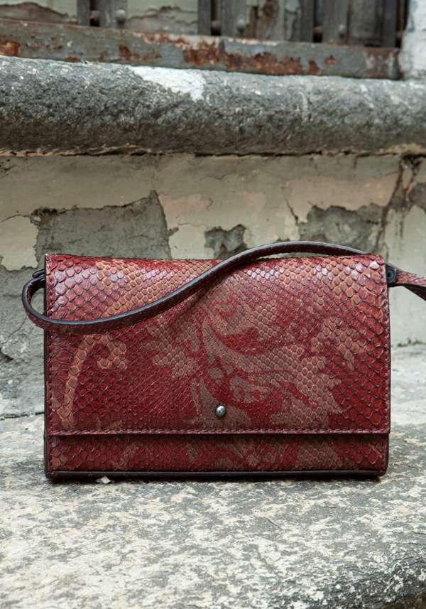 Rose & Lini SIMONA TAGLIAFERRI BORDEAUX PYTHON POCHETTE BAG