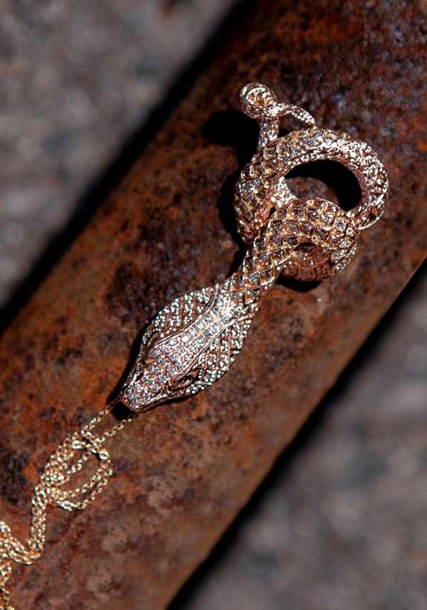 Rose & Lini SIMONA TAGLIAFERRI “COBRA PENDANT NECKLACE J217” PINK GOLD