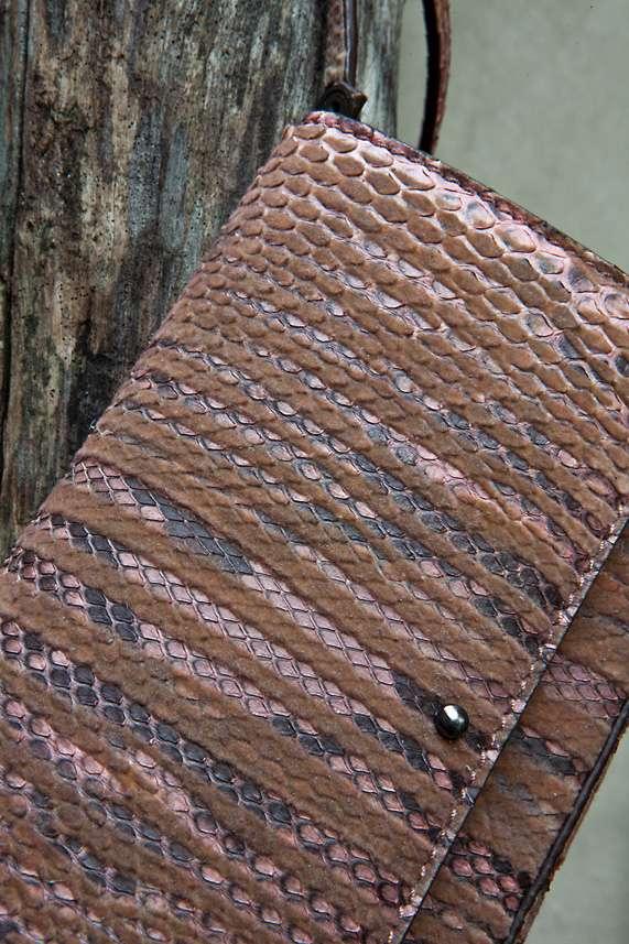 Rose & Lini SIMONA TAGLIAFERRI NUDE PYTHON POCHETTE BAG