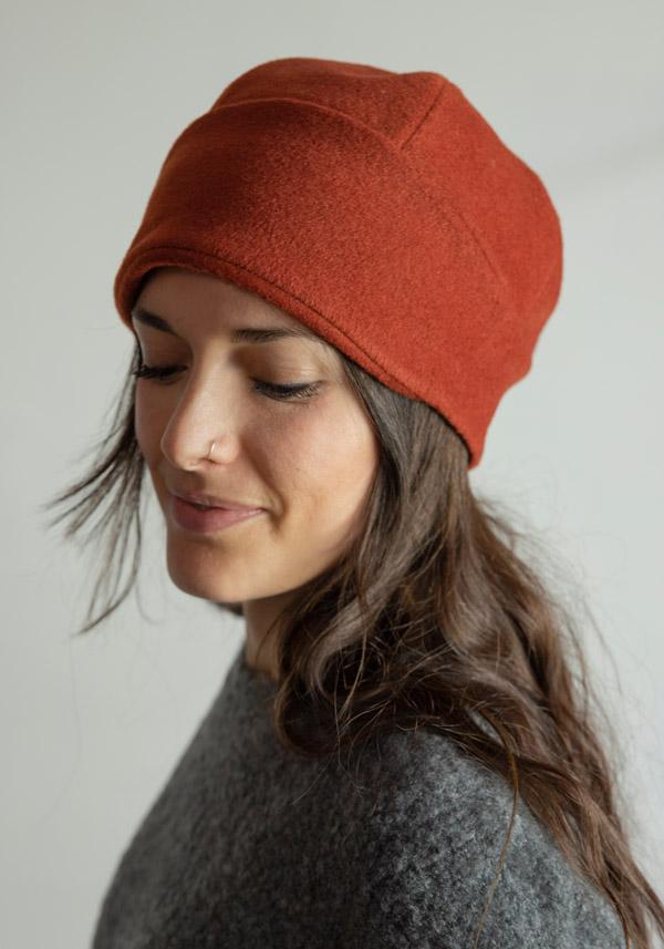 Rose & Lini THE GIRL AND THE GORILLA WOOL “MASHA” RUST HAT