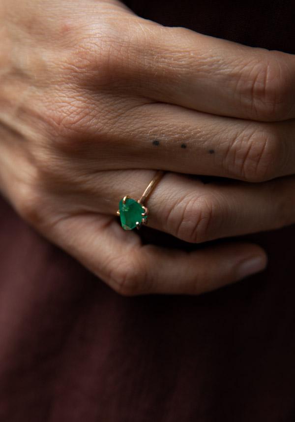 Rose & Lini VARIANCE OBJECTS “LARGE EMERALD” GOLD RING || Size 52
