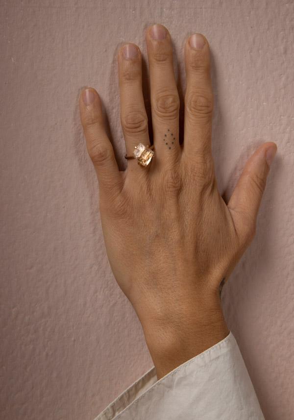 Rose & Lini VARIANCE OBJECTS “SCAPALITE MEDIUM STONE” GOLD RING || Size 54