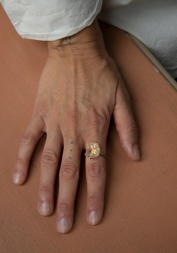 Rose & Lini VARIANCE OBJECTS “SCAPALITE MEDIUM STONE” GOLD RING || Size 55