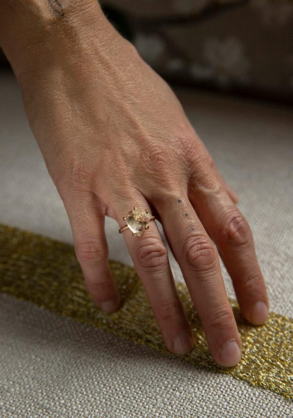 Rose & Lini VARIANCE OBJECTS “SCAPALITE MEDIUM STONE” GOLD RING || Size 52