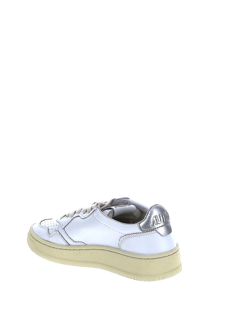 Oluxury Autry Medalist Low Sneakers