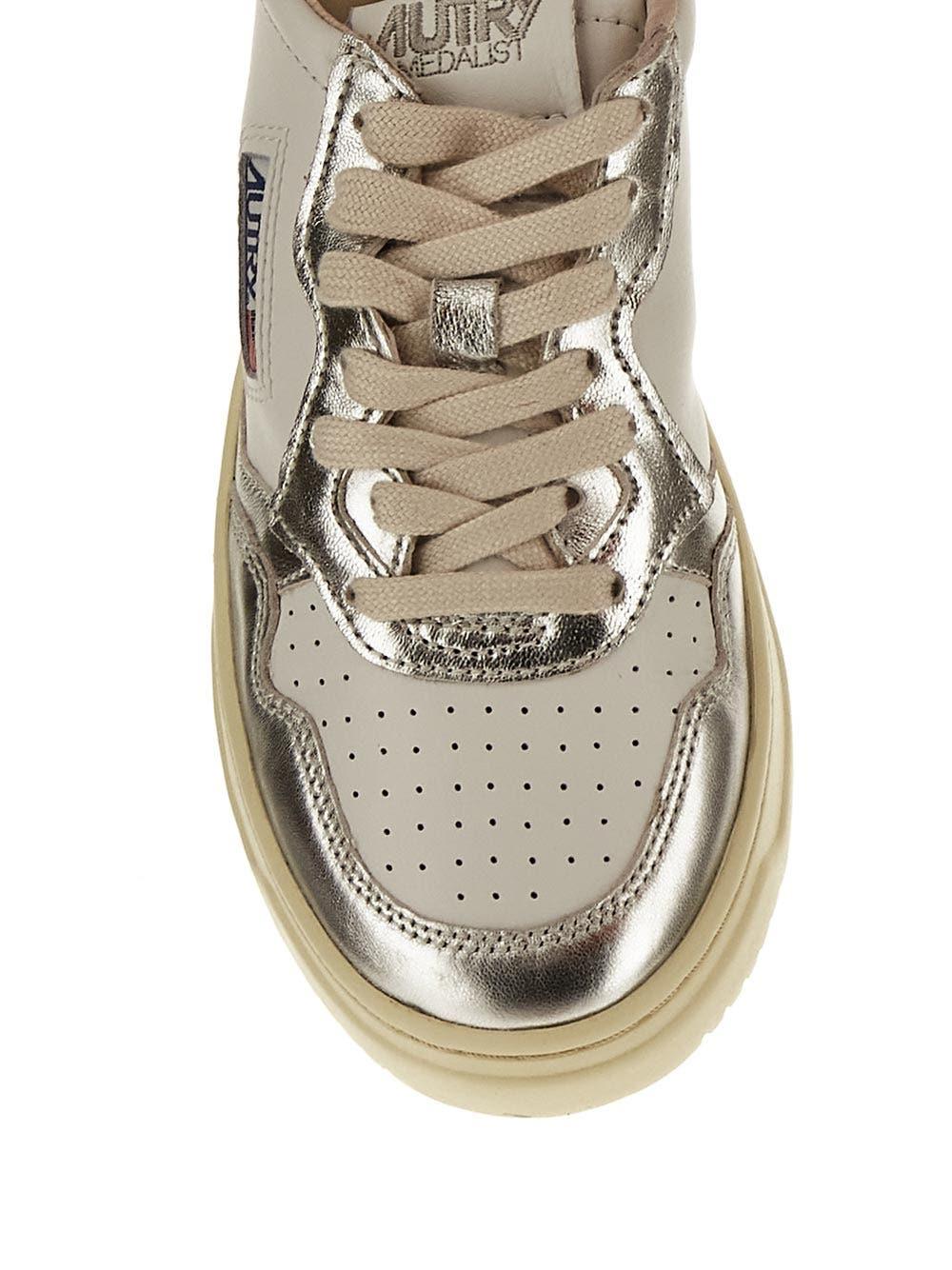 Oluxury Autry Medalist Low Sneakers