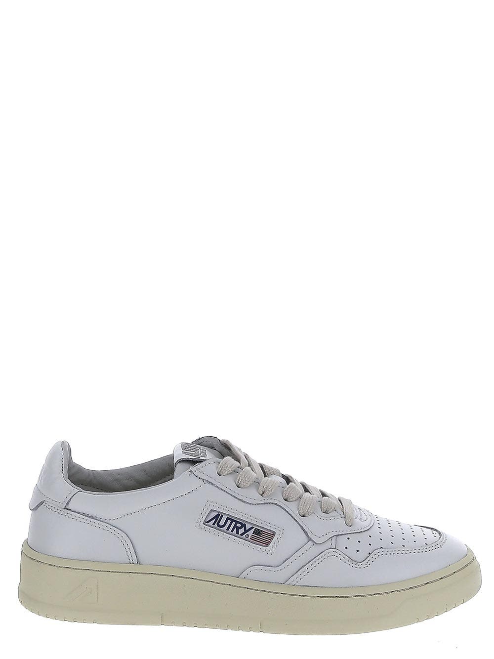 Oluxury Autry Medalist Low Sneakers