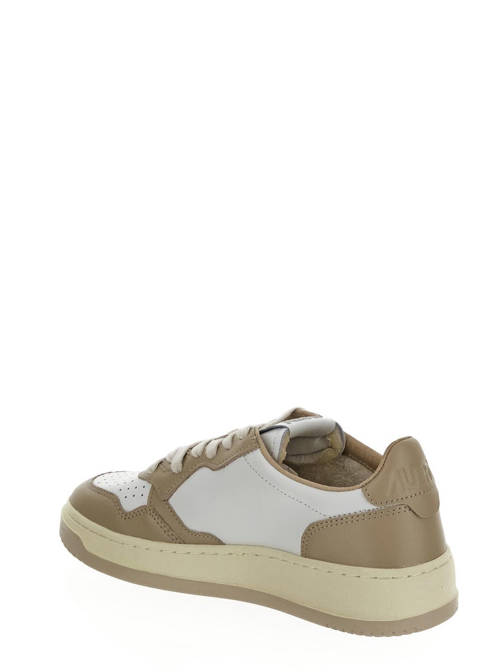Oluxury Autry Medalist Low Sneakers
