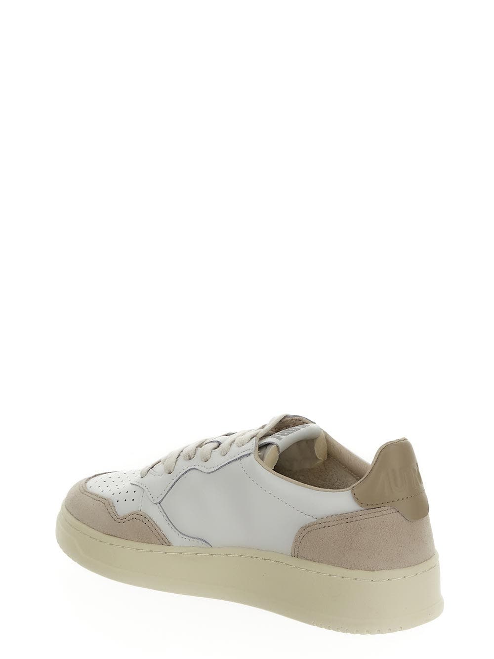 Oluxury Autry Medalist Low Sneakers