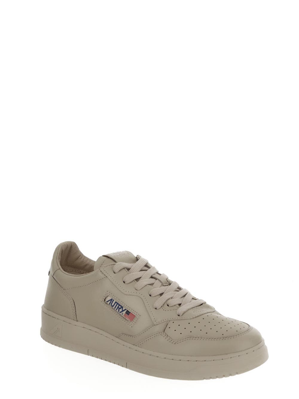 Oluxury Autry Medalist Low Sneakers