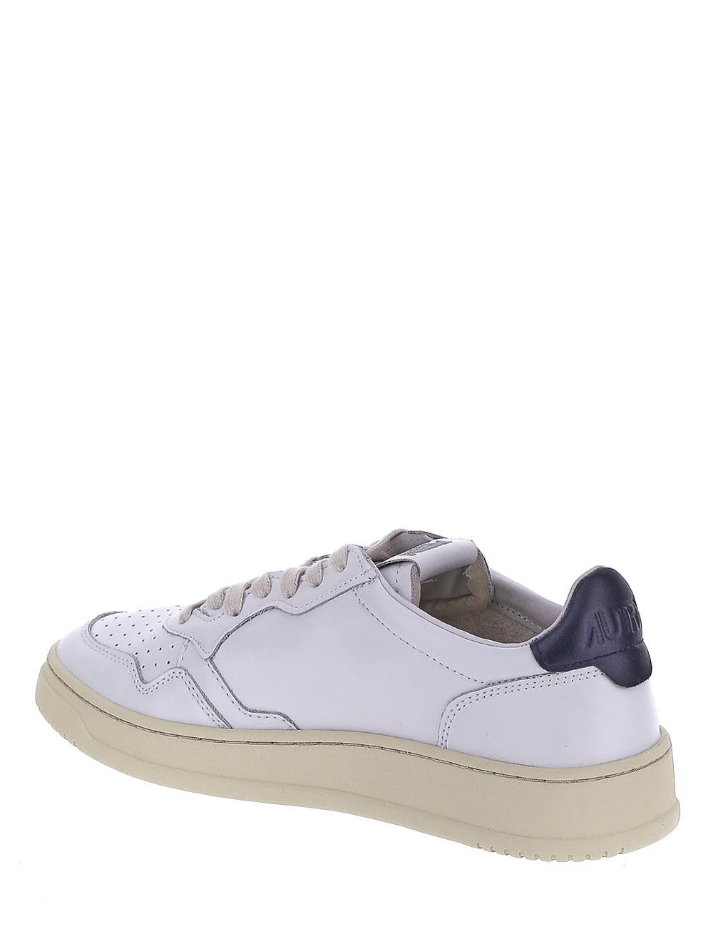 Oluxury Autry Medalist Low Sneakers