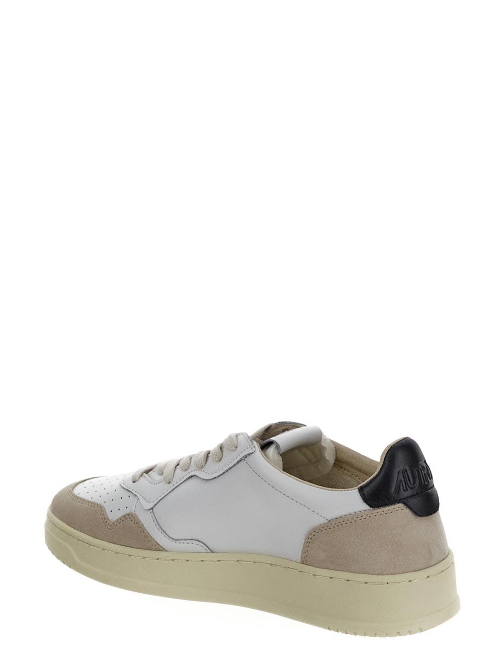 Oluxury Autry Medalist Low Sneakers