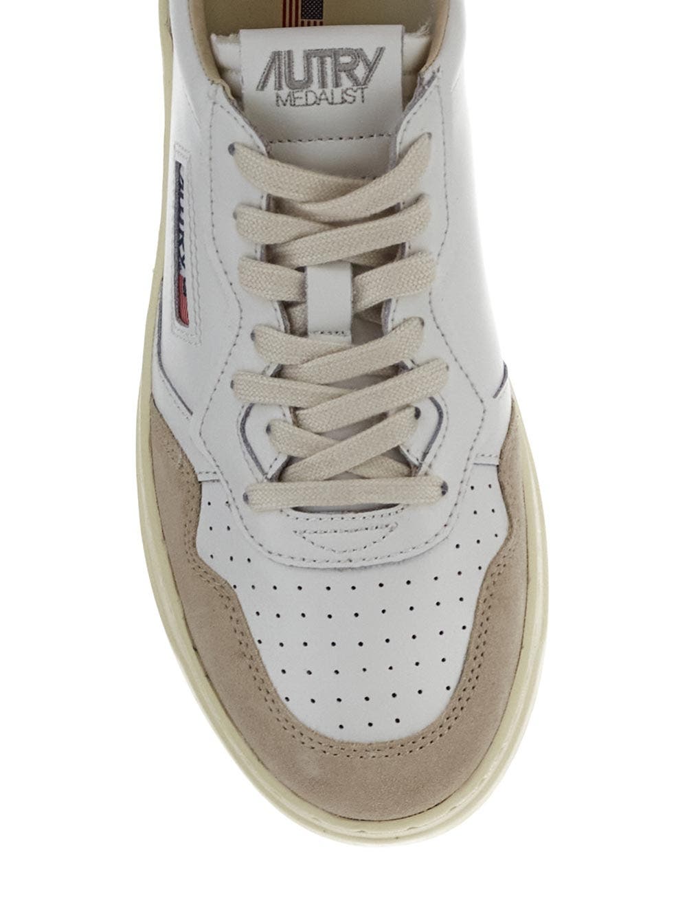 Oluxury Autry Medalist Low Sneakers