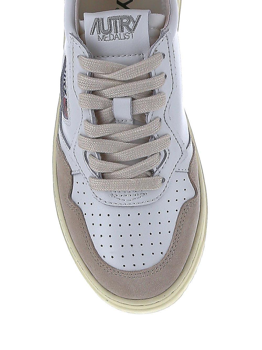 Oluxury Autry Medalist Low Sneakers