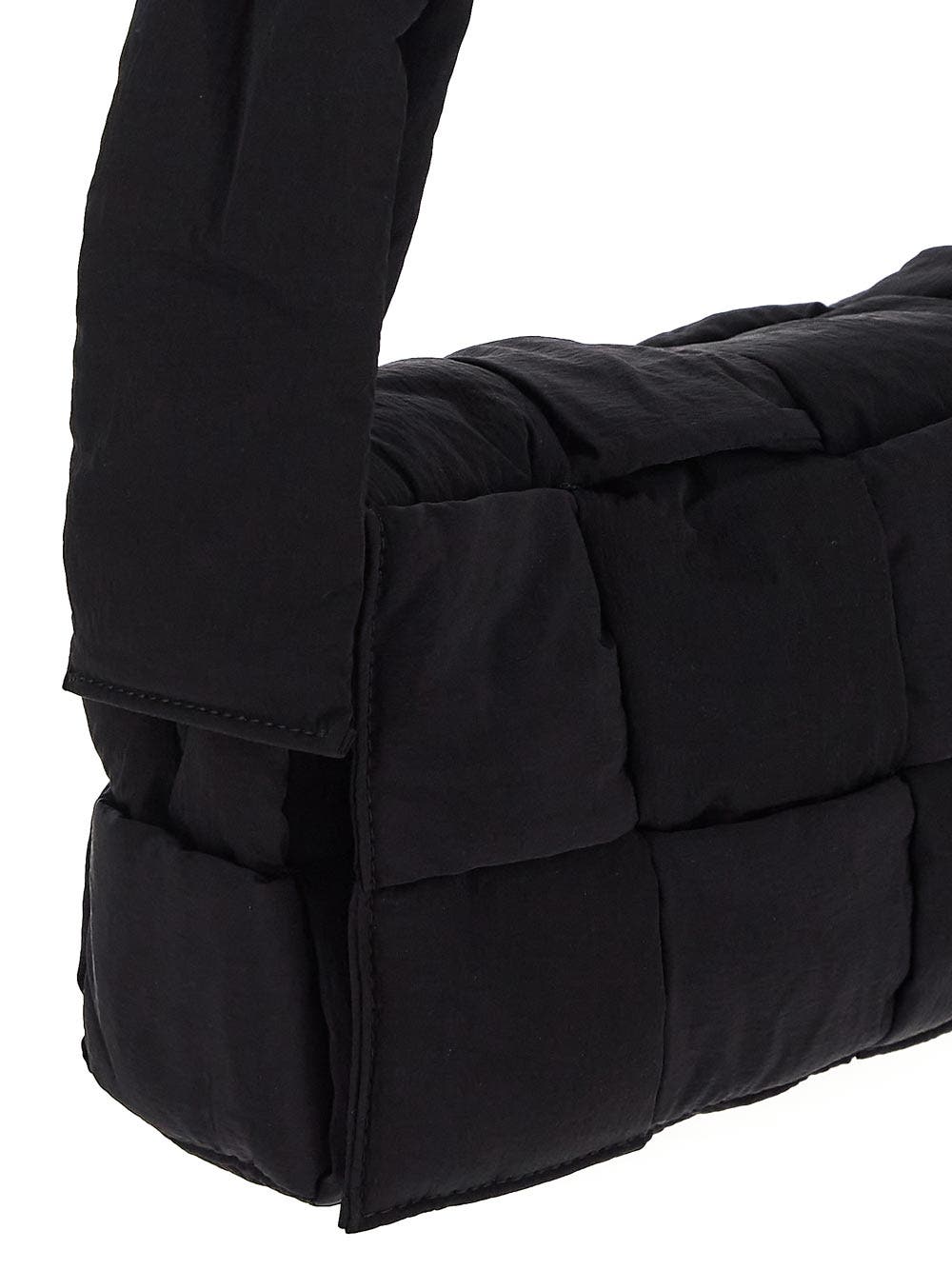 Oluxury Bottega Veneta Cassette