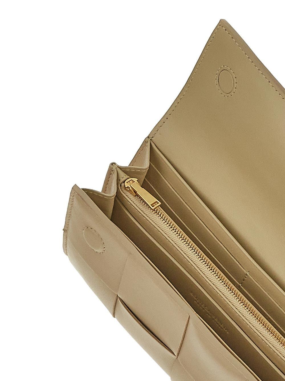 Oluxury Bottega Veneta Intreccio Wallet