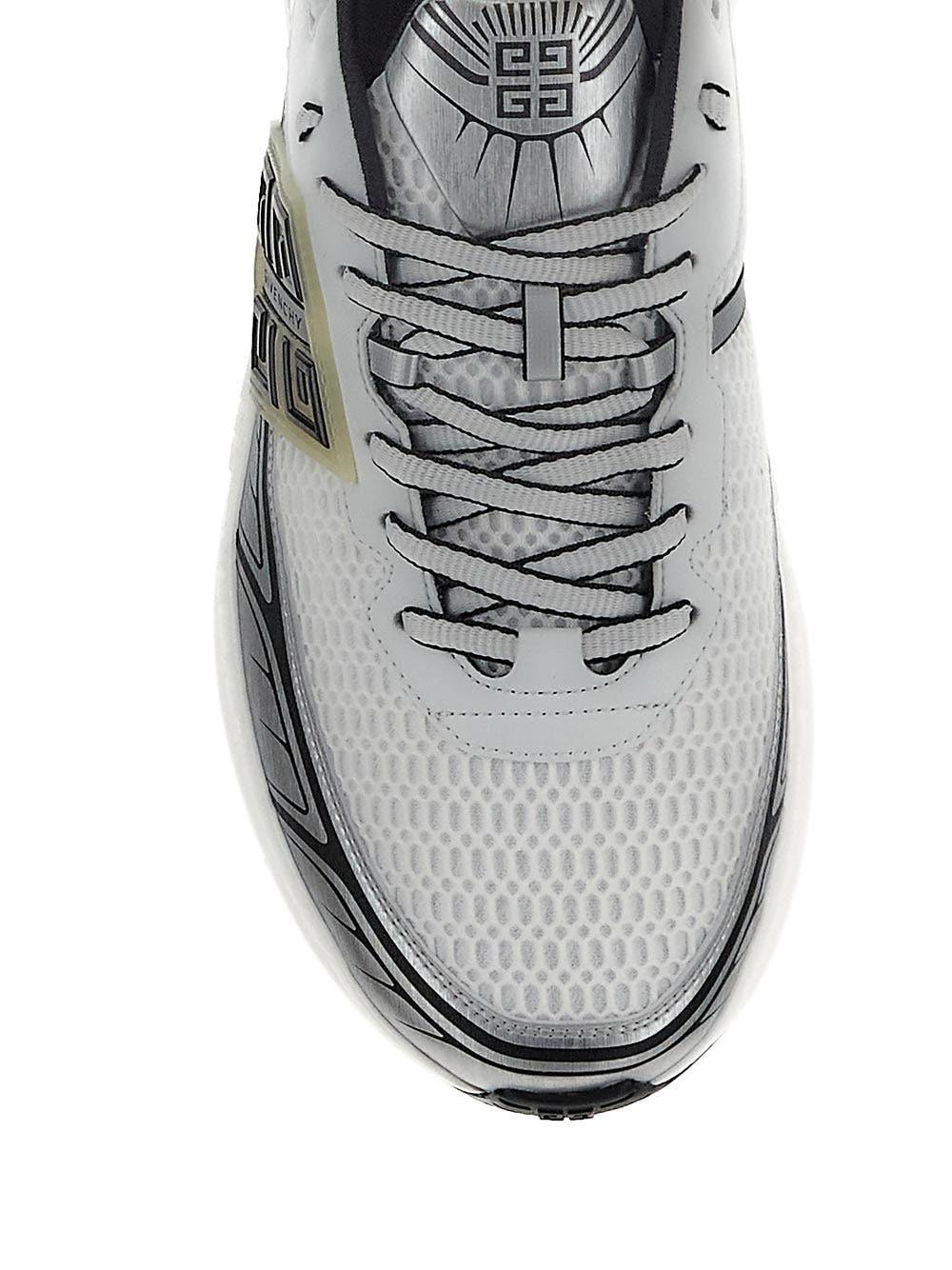 Oluxury Givenchy Runner Sneaker